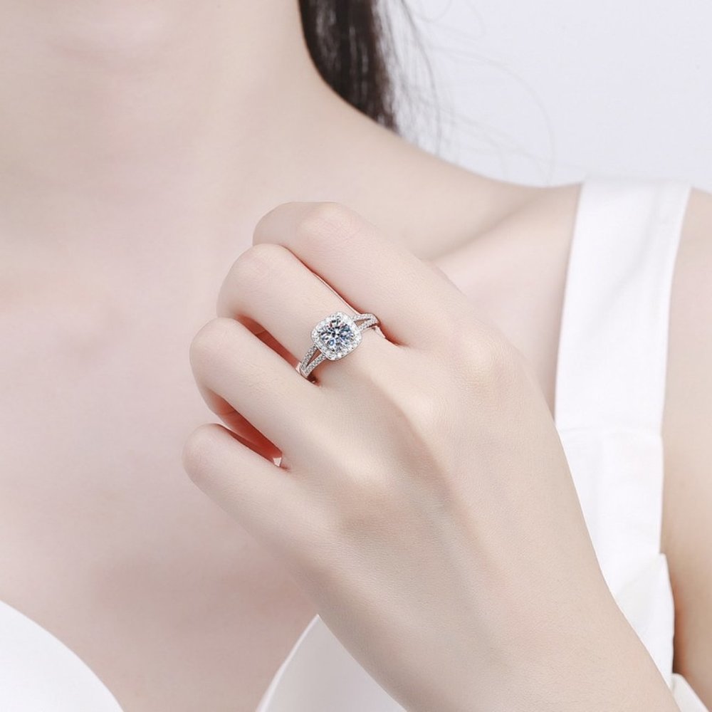 Certified 1ct. t.w. Moissanite Diamond Square Halo Wedding Engagement Ring NEW - Picture 7 of 13